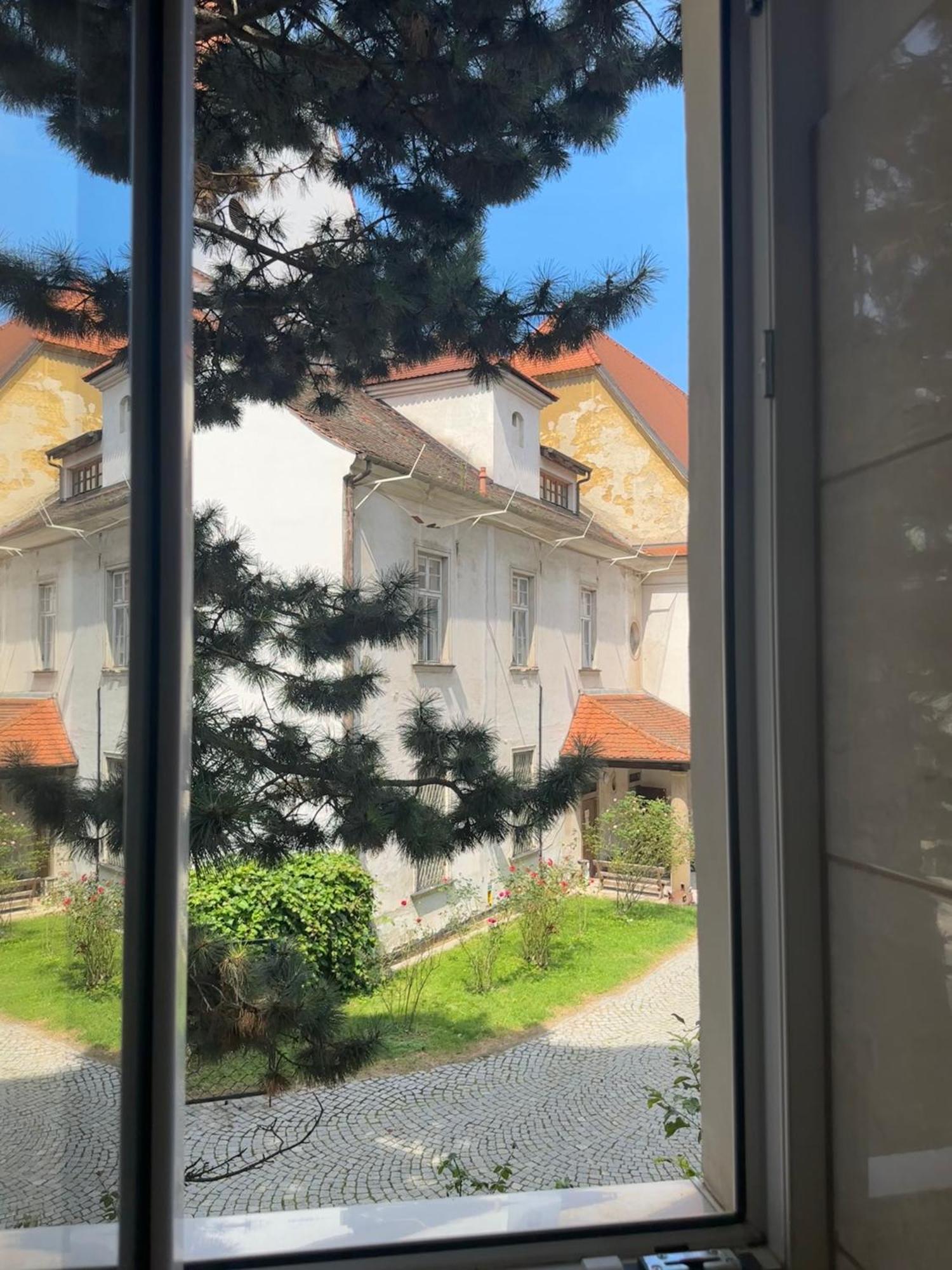Comfort Apartment Brno-City Center Eksteriør billede